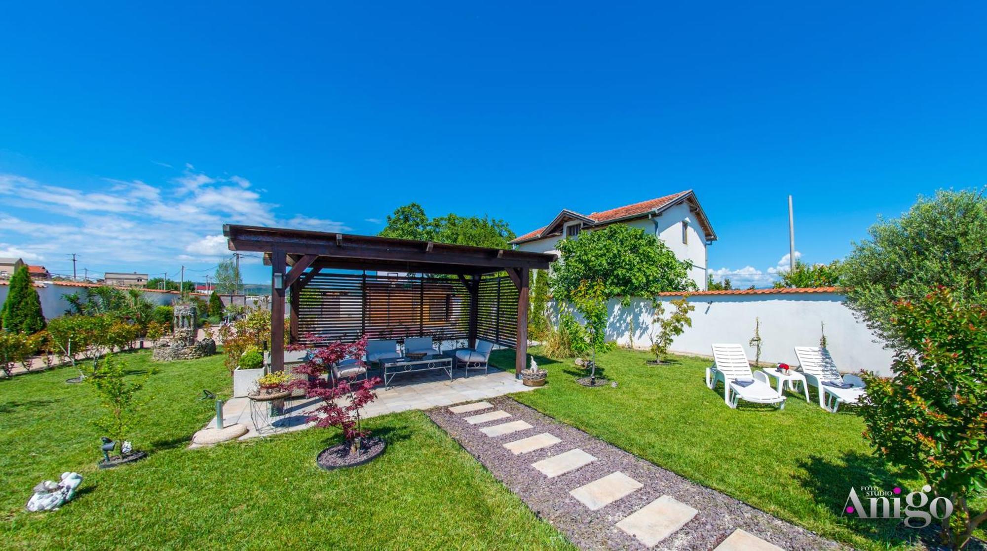 Villa Vie Благай Экстерьер фото