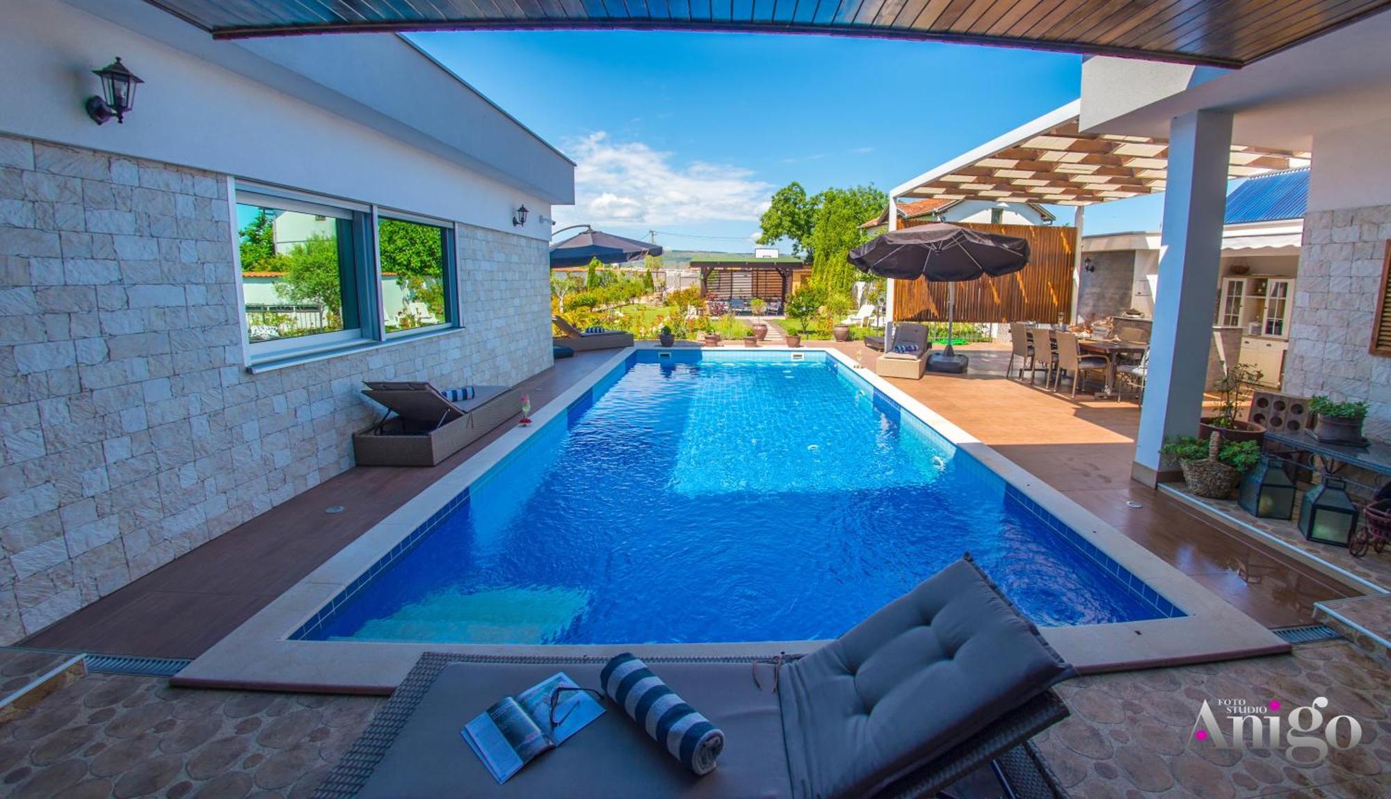 Villa Vie Благай Экстерьер фото